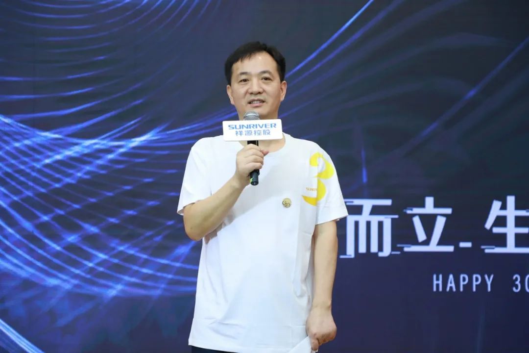 16613044822460763Yb4.jpg 1.jpg